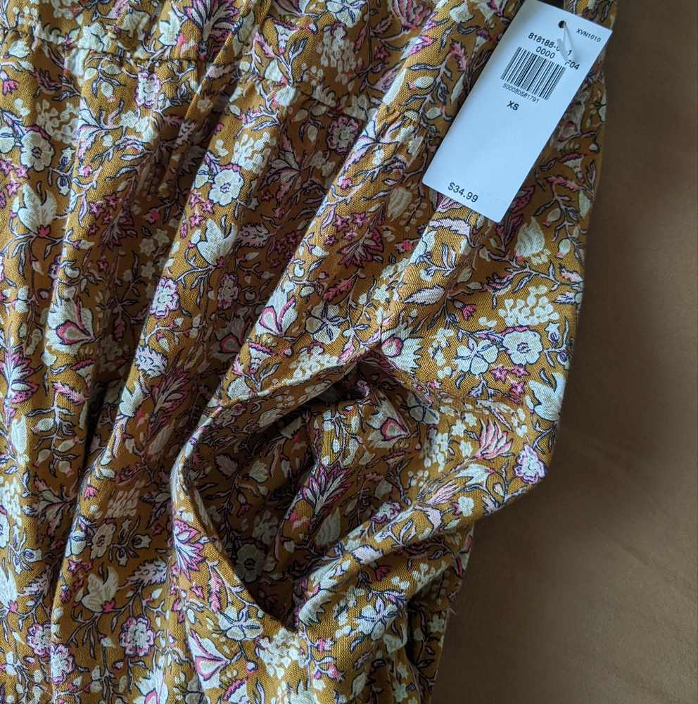 Dress - Picture 6 of 6